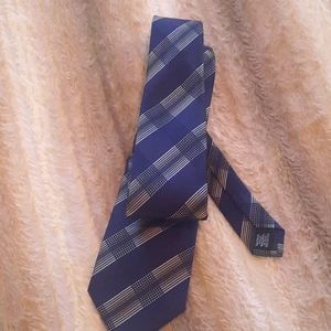 Van Heusen Dress Tie